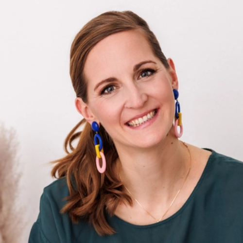 Speaker - Bella Oettingen